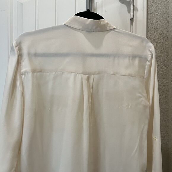 Ann Taylor Silk Roll Tab Sleeves Button Up Shirt Cream Womens Size XS 100% Silk - Picture 10 of 12